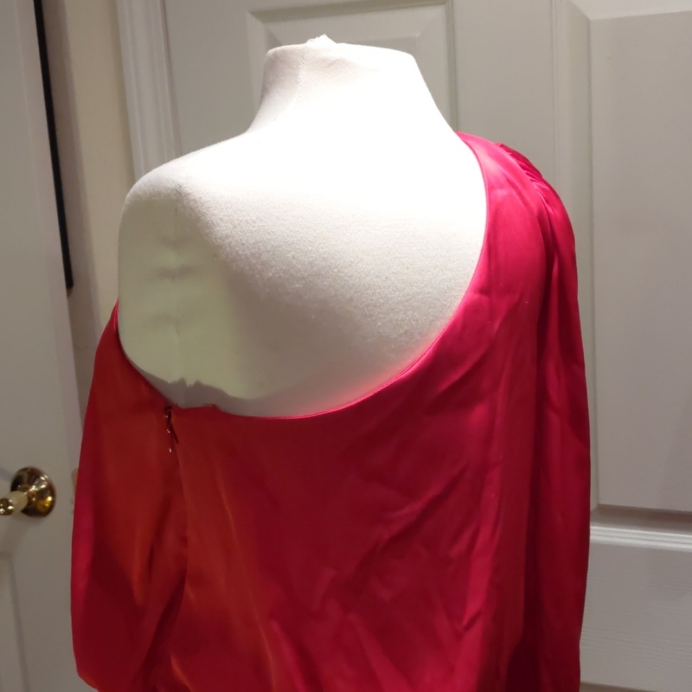 Bisou Bisou red satin party top sz M - Picture 2 of 4